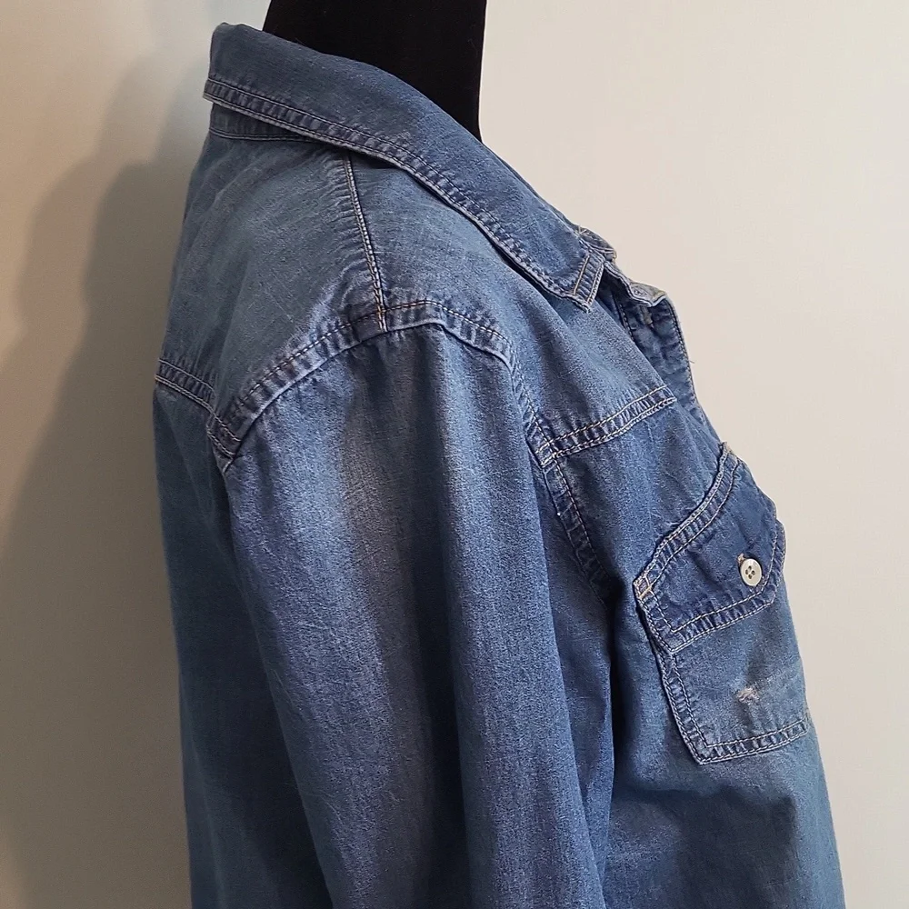 Reitmans denim shirt - Picture 6 of 14